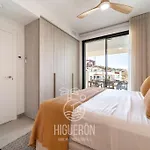 Higueronrentals Sea Breeze Διαμέρισμα