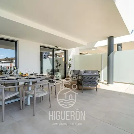 Higueronrentals Sea Breeze Апартаменты *
